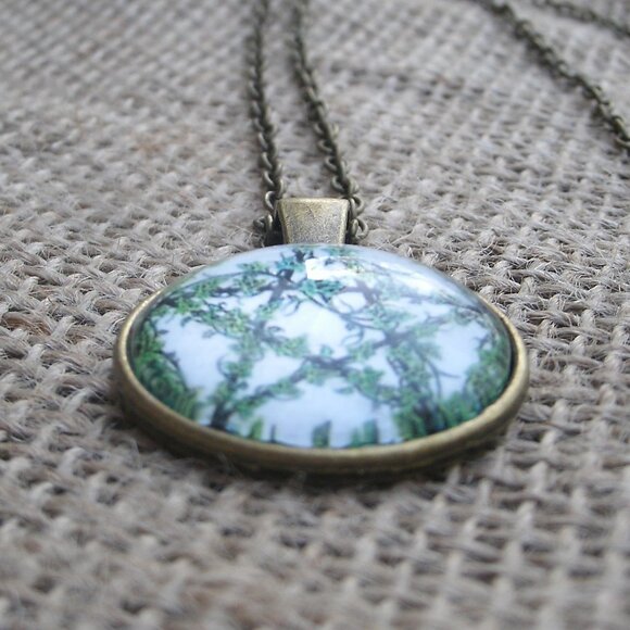 Vine Pentacle Glass Cabochon Pendant Necklace - Picture 6 of 12